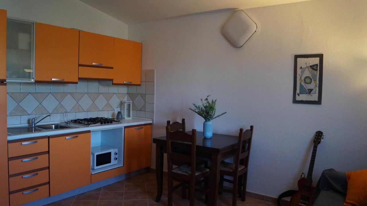 Domo Sara Villa Орозеи Екстериор снимка