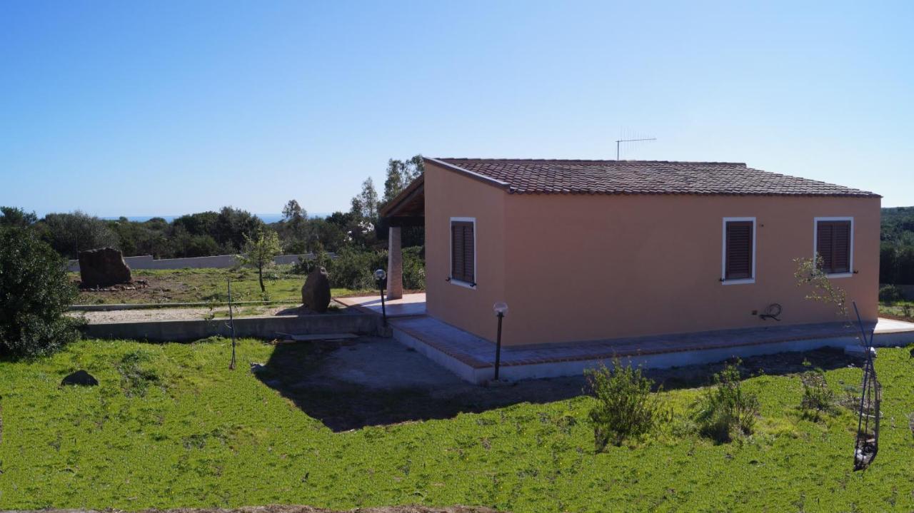 Domo Sara Villa Орозеи Екстериор снимка